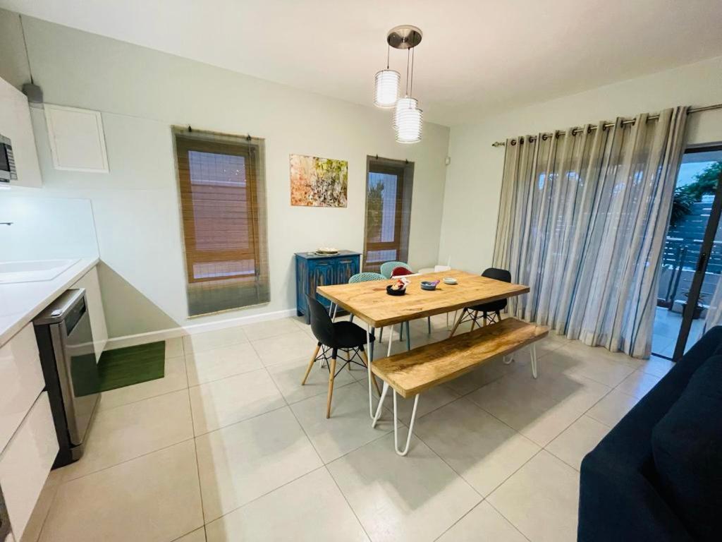 Beachcove Apartment 2 Pereybere Beach Zewnętrze zdjęcie